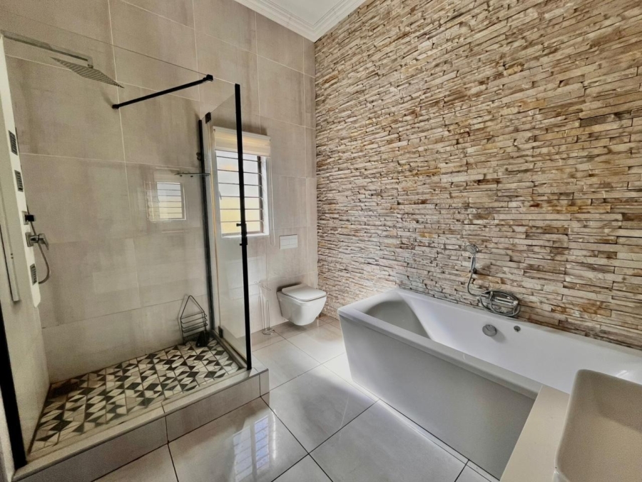 4 Bedroom Property for Sale in Donkerhoek A H North West